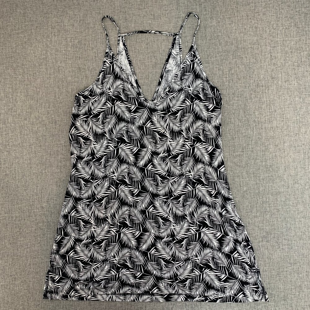 Old Navy Sleeveless Tank Top Black & White Leaf Print Medium 100% Viscose